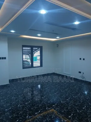 4bdrm Duplex in Brains And Harmers, Life Camp for rent