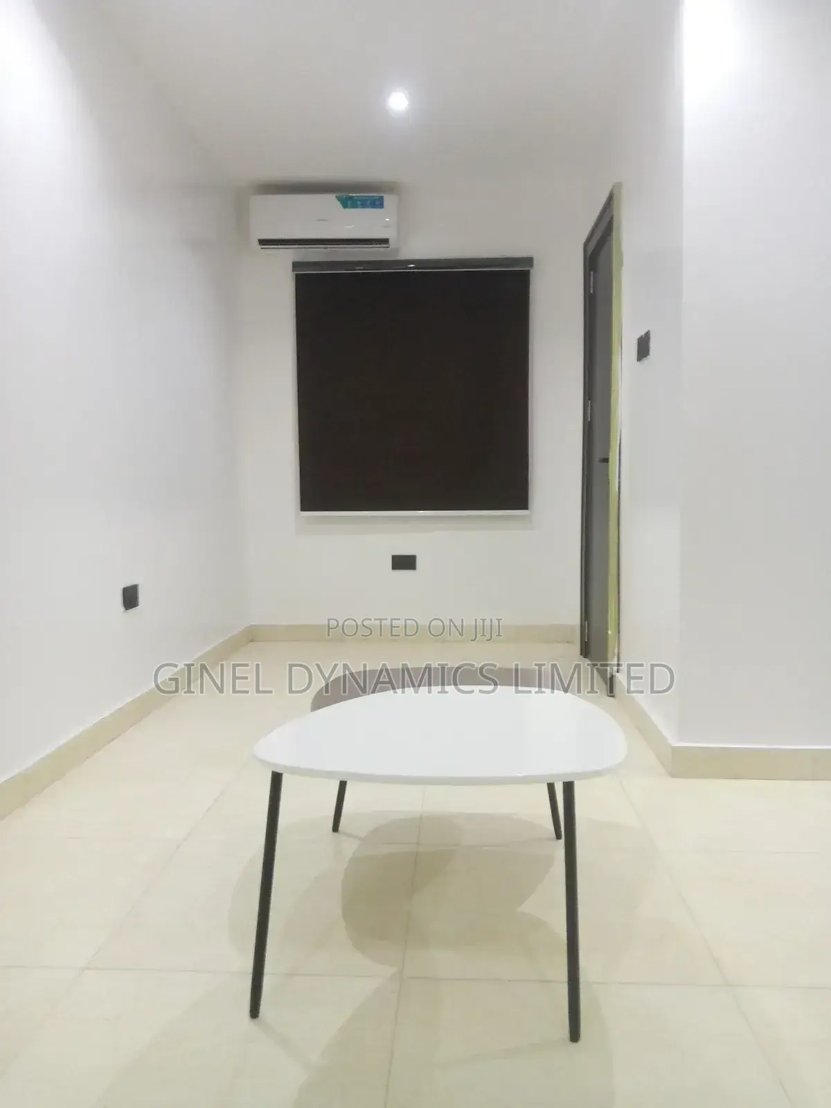 Ginel Roller Blind
