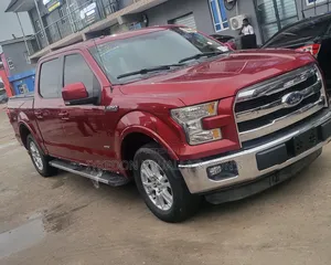 Ford F-150 Lariat 4x4 SuperCrew Cab Styleside 5.5 ft. box 145 in. WB