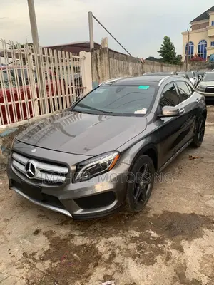 Mercedes-Benz GLA 250 2016 Gray