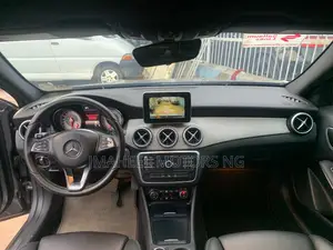 Mercedes-Benz GLA 250 2016 Gray