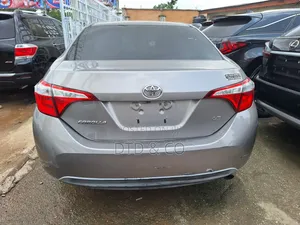 Toyota Corolla LE Premium 4dr Sedan (1.8L 4cyl CVT) 2015 Beige