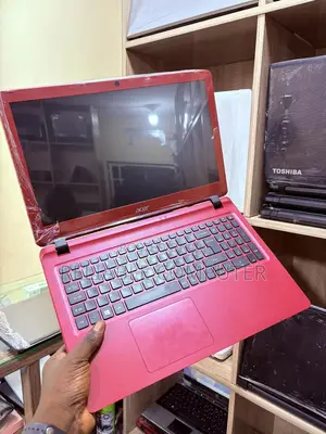 Laptop Acer Aspire ES1-572 4GB Intel Core I5 HDD 500GB