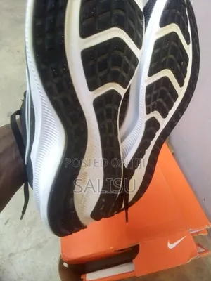 Photo - Original Nike