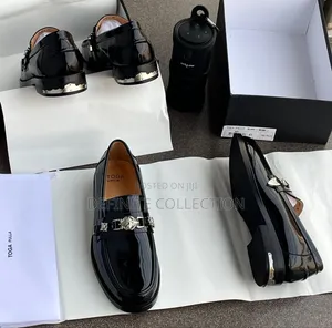 Toga Virilis Luxury Shoe