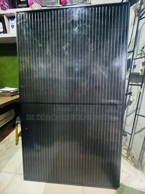 Photo - Original Longi All Black Mono Solar Panels 450w Available