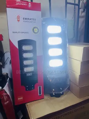 Photo - 800w Emirates All in One Solar Street Lights