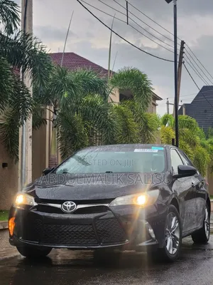 Toyota Camry 2016 Black
