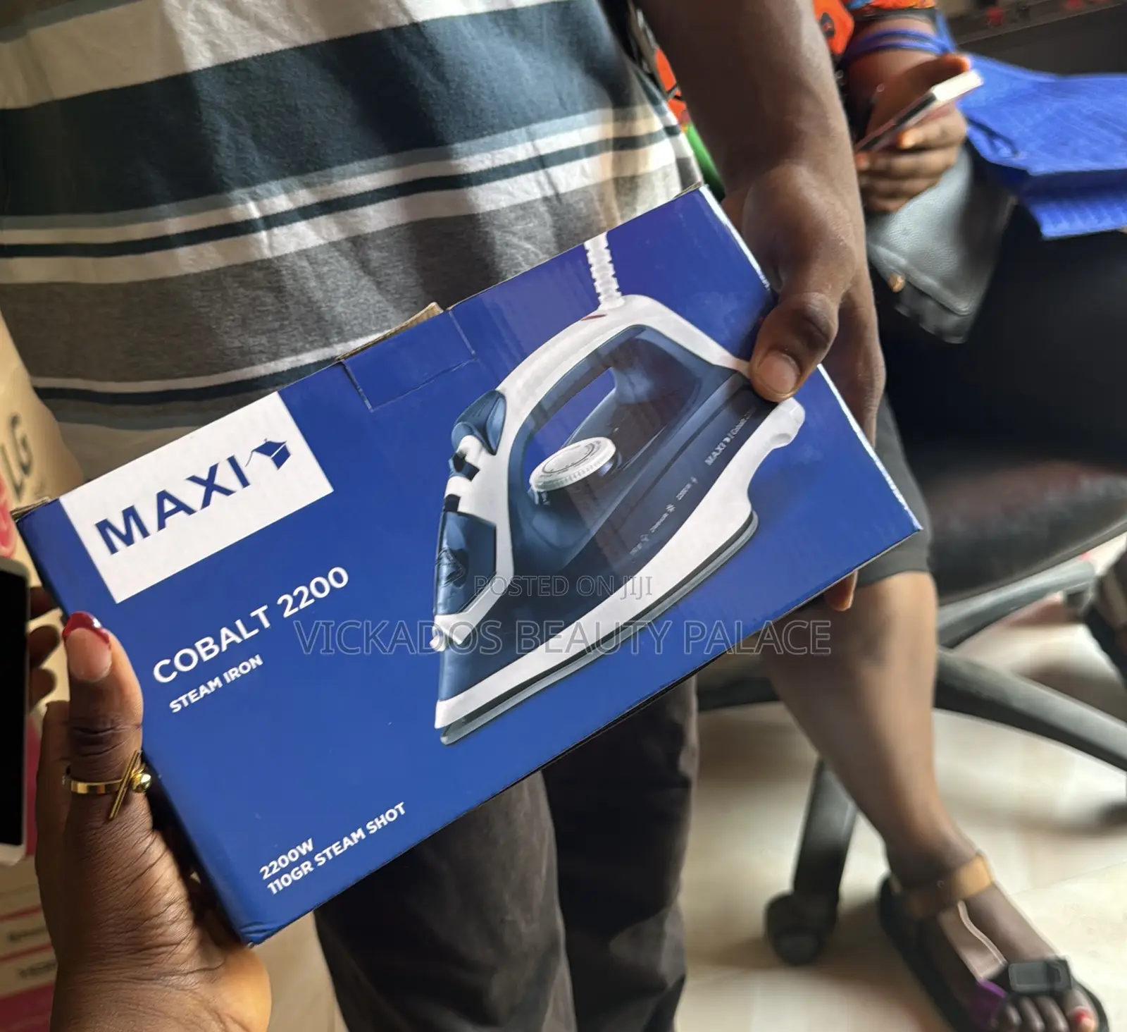 Maxi Cobalt Steam Iron 2200w