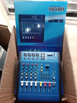Photo - 4 Channel Powered Mixer
