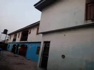 2bdrm Block of Flats in Makogi, Obafemi-Owode for sale