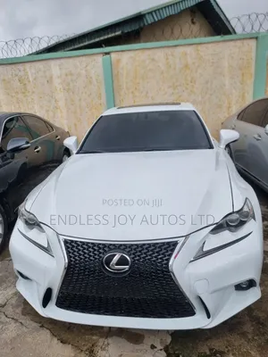 Lexus IS 250 4WD 2015 White
