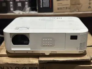 Nec Projector 4200 Lumens