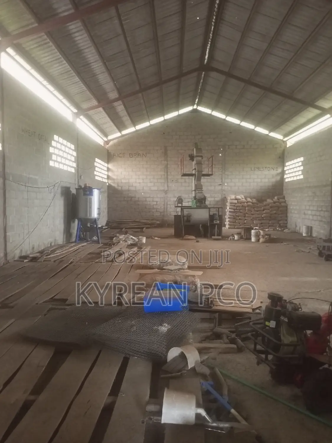Paultry Feed Factory