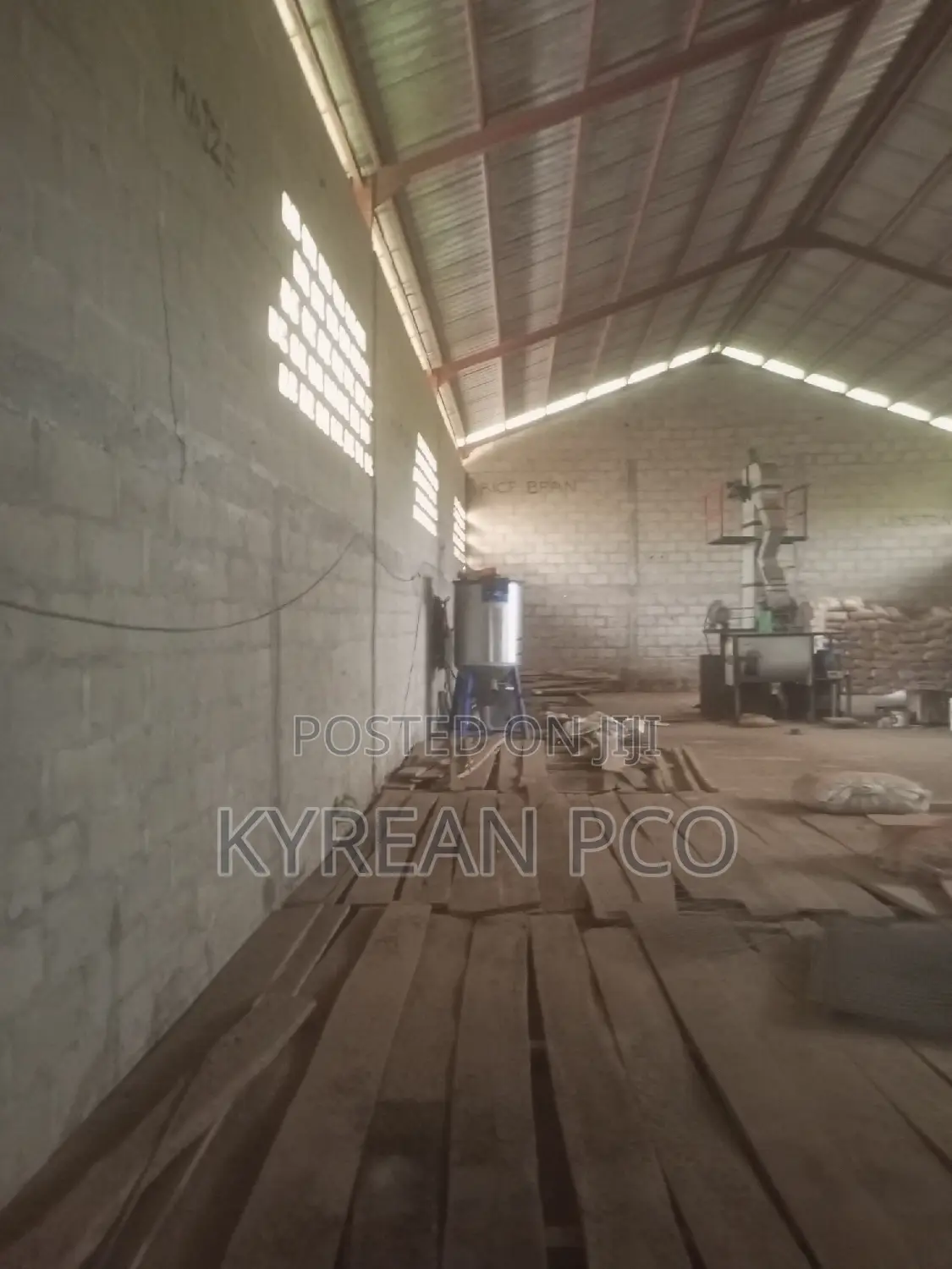 Paultry Feed Factory