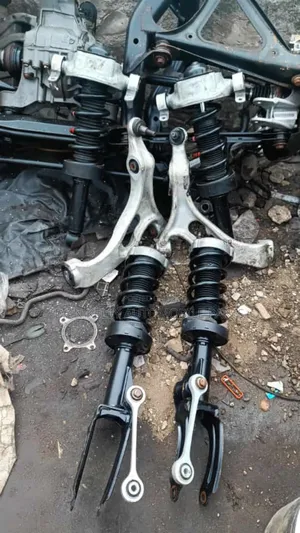 Audi Q7 Shock and Low Arm 2011/2014