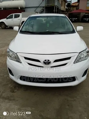 Toyota Corolla 2012 White