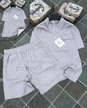 Classy Short/Top