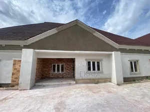 5bdrm House in Kurudu Army Estate for sale