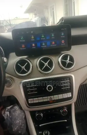 Mercedes Benz Gla 250 2018 Carplay Multimedia Player