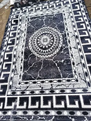 Quality Polyester Rug 
Size 5x7