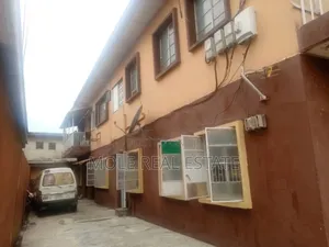 4bdrm Block of Flats in Oba Akran for sale