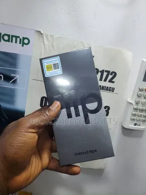 New Samsung Galaxy Z Flip4 256 GB Orange