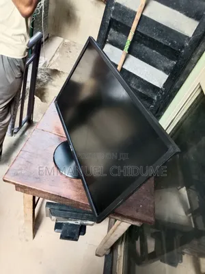 28 Inches Asus