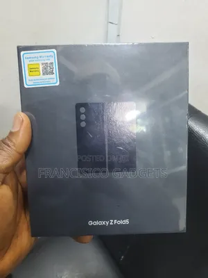 New Samsung Galaxy Fold 5G 512 GB Black