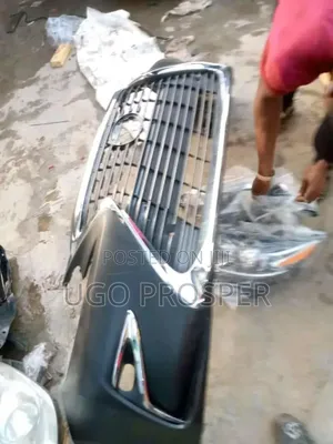 Front Bumper Es 350 2018