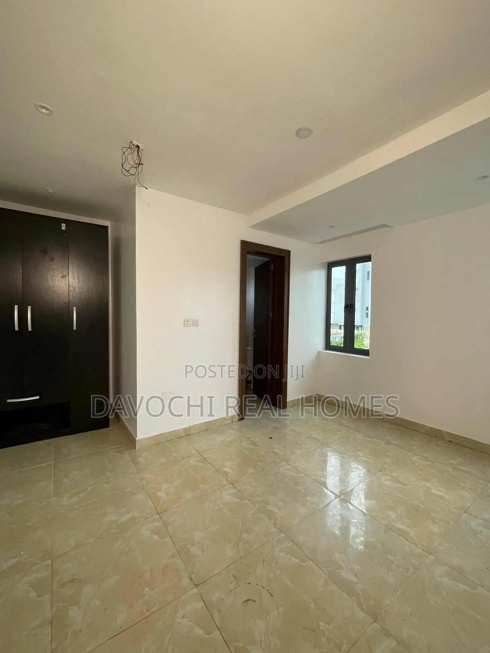 4bdrm Duplex in Lekki Phase1 for rent