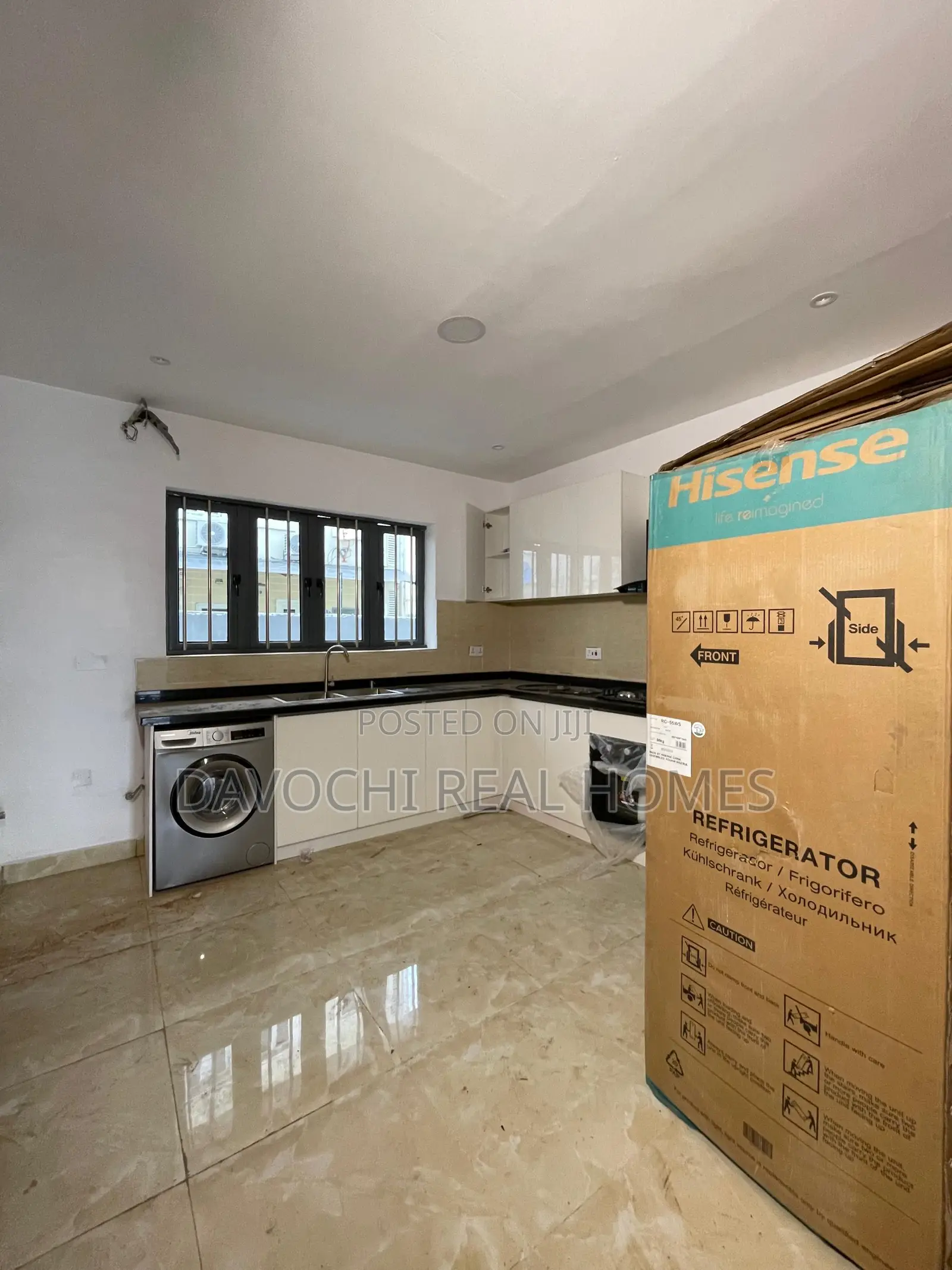 4bdrm Duplex in Lekki Phase1 for rent