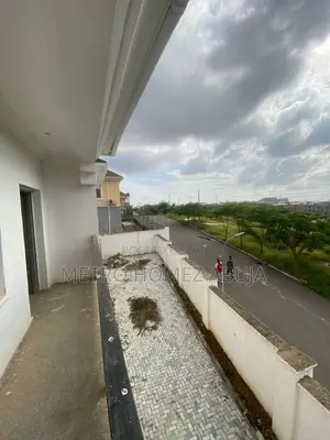 5bdrm Duplex in Galadimawa for rent