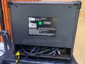 Qualify Laney La15c Guitar Amplifier (Combo)