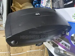 Yamaha Indoor/Outdoor Wall Speaker Aws350