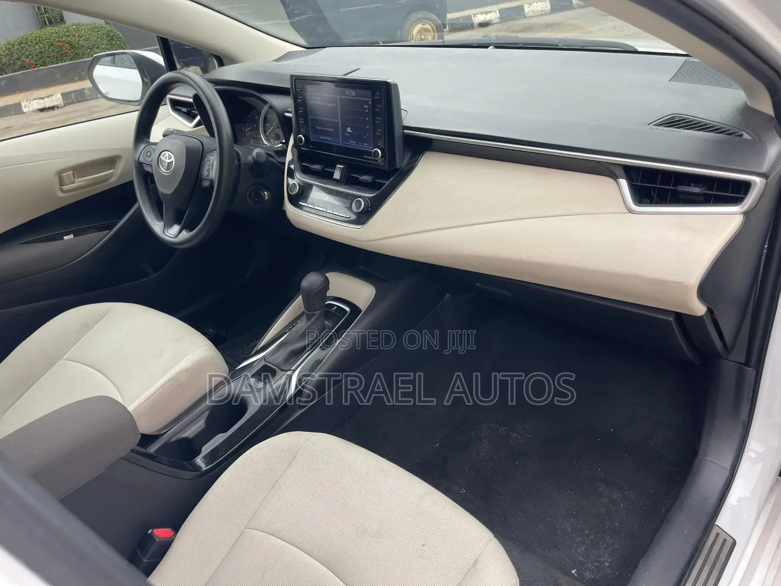 Toyota Corolla 2022 White