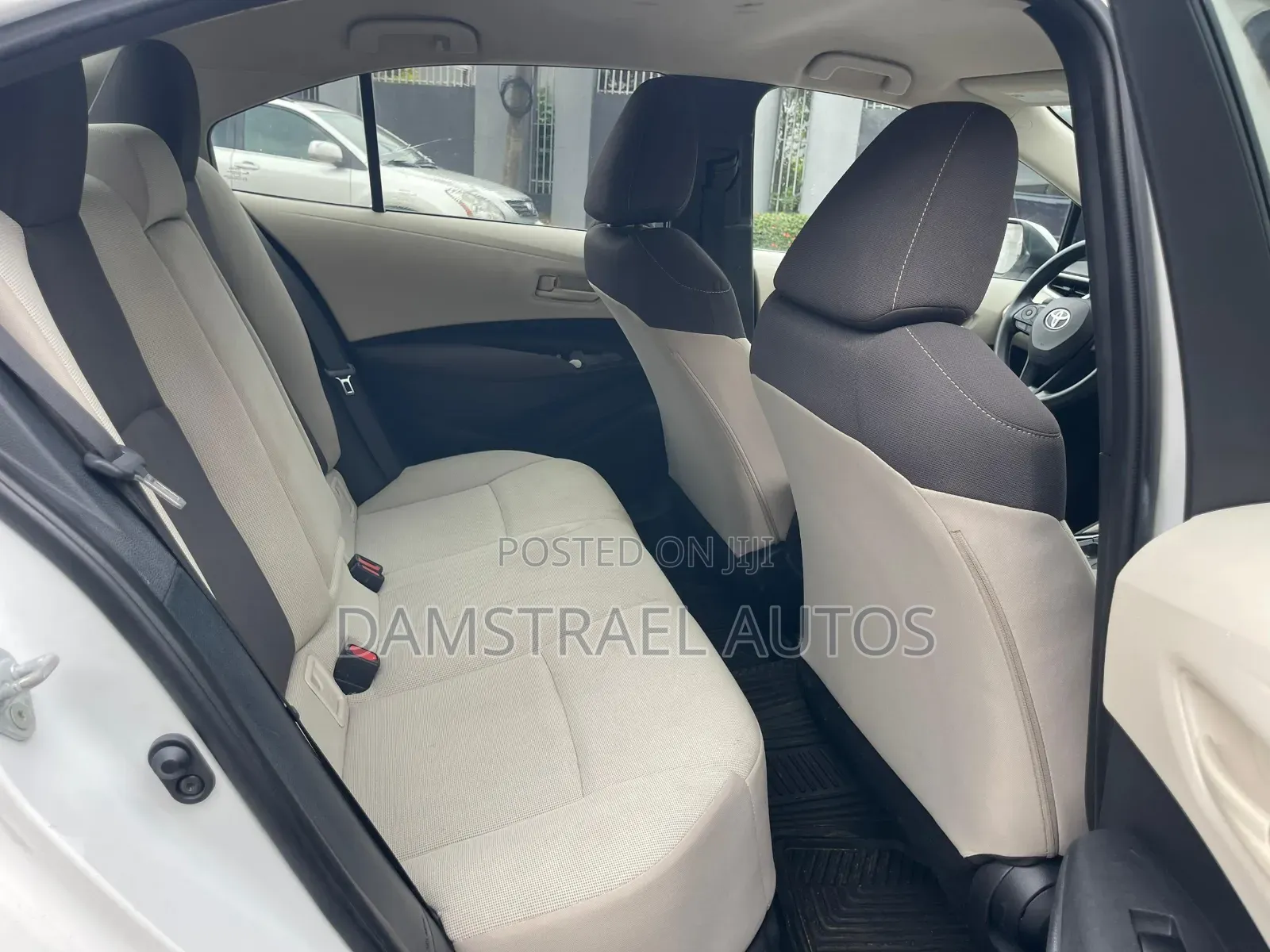 Toyota Corolla 2022 White