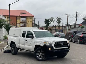 Toyota Tacoma 4dr Double Cab 2016 White
