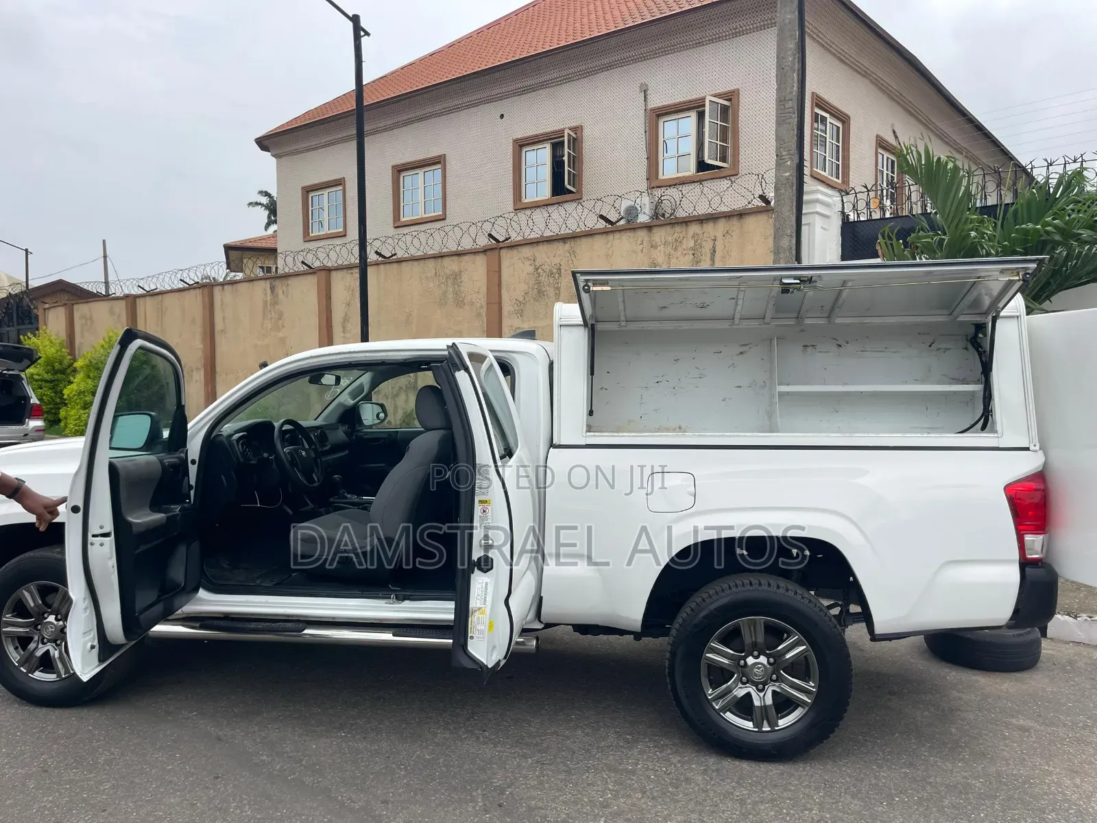 Toyota Tacoma 4dr Double Cab 2016 White