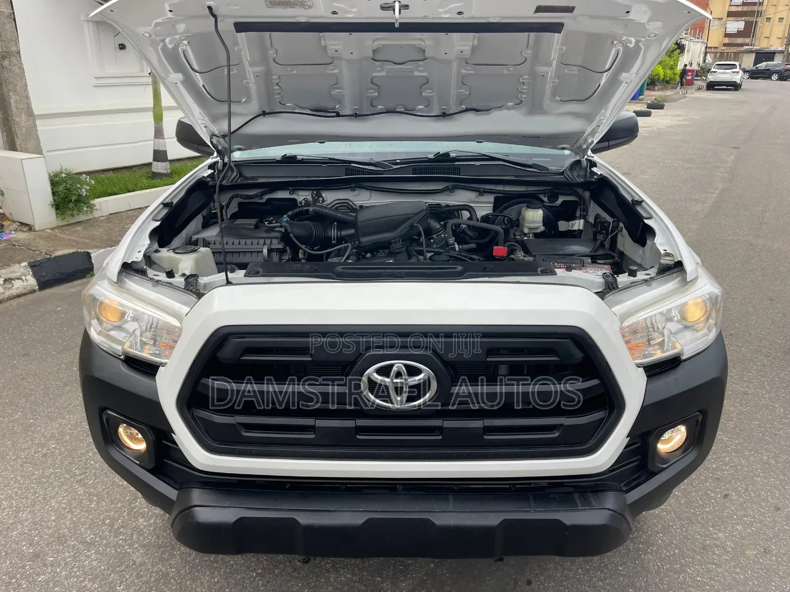 Toyota Tacoma 4dr Double Cab 2016 White