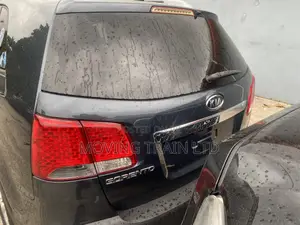 Kia Sorento 2.5 CDRi Automatic 2010 Gray