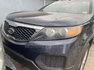 Kia Sorento 2.5 CDRi Automatic 2010 Gray