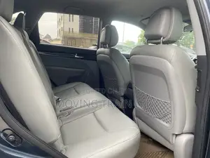 Kia Sorento 2.5 CDRi Automatic 2010 Gray