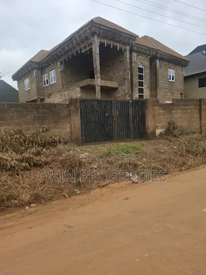4bdrm Duplex in Adetunji Estate, Osogbo for sale