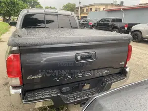 Toyota Tacoma 4dr Double Cab 2016 Black