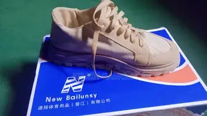 Photo - New Balance Sneaker
