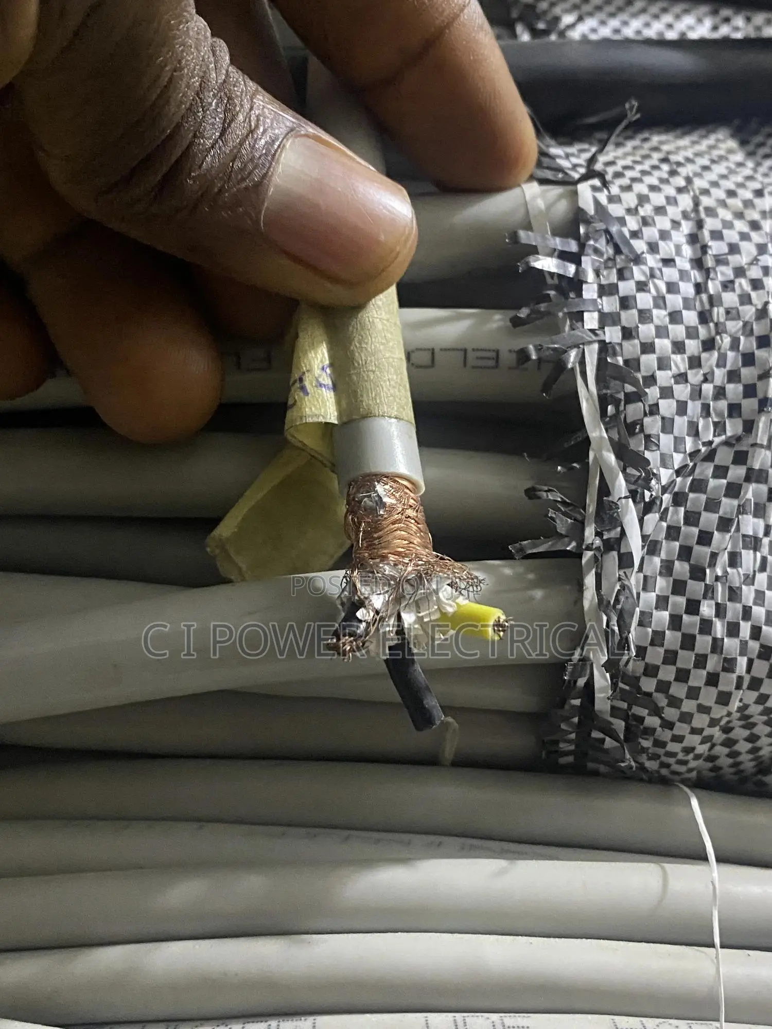 2.5mm 3 Core Screen Shedded Cable