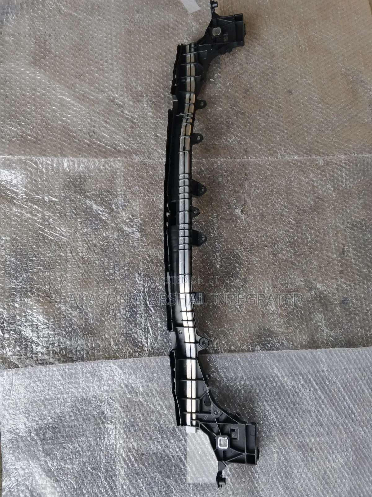 Front Bumper Hanger C300 2015