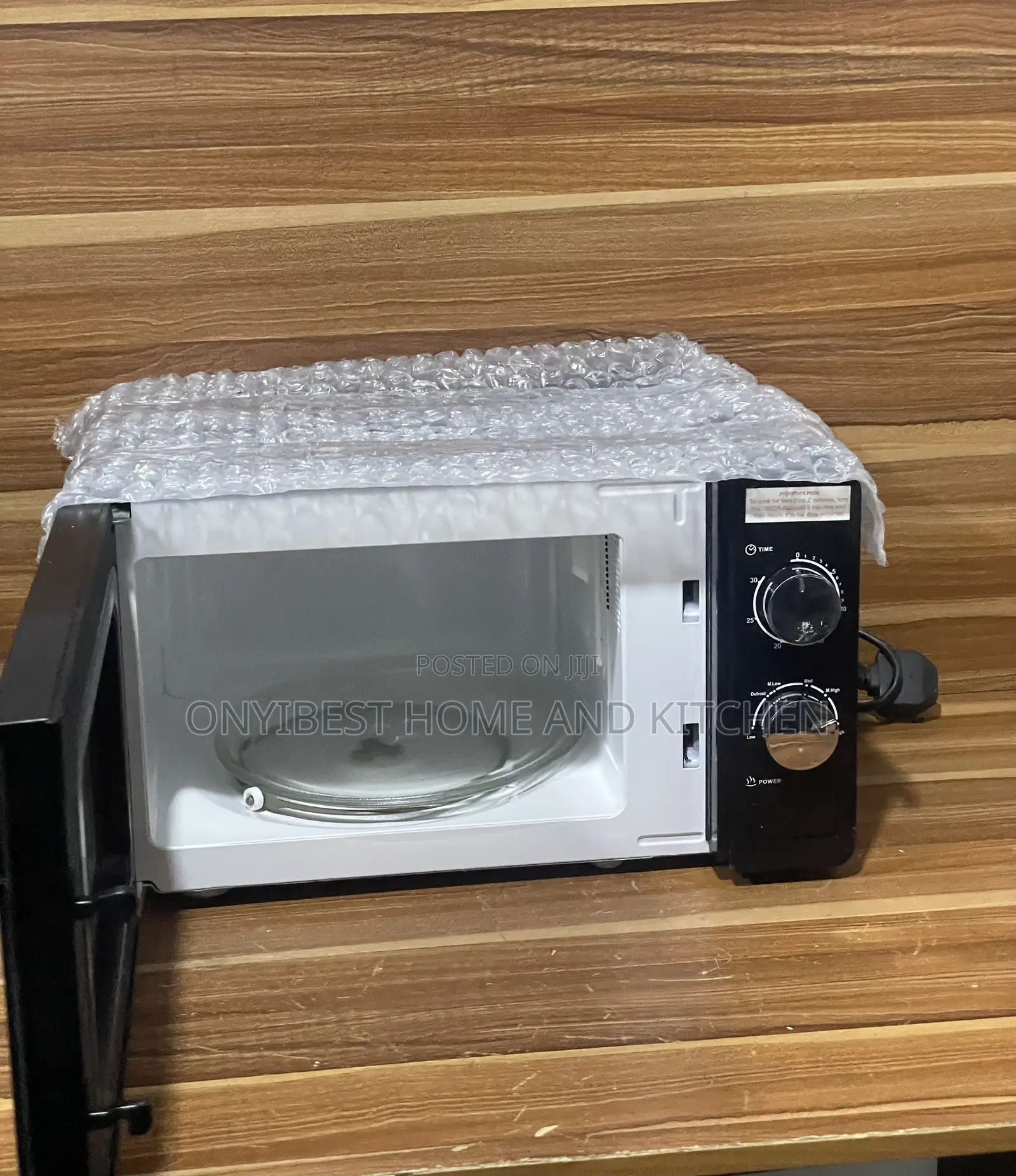 Russel Hoobs Microwave Oven