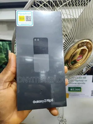 New Samsung Galaxy Z Flip 5 512 GB Green